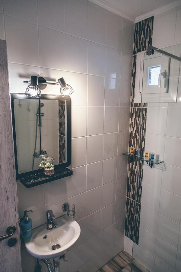 Casa Di Terra Guest House Pigadhakia ภายนอก รูปภาพ